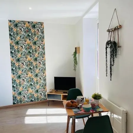 L'echappee Verte Apartment *